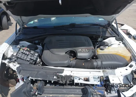 2016 Chrysler 300 300S Alloy Edition from USA, damaged, VIN 2C3CCAGG6GH270325